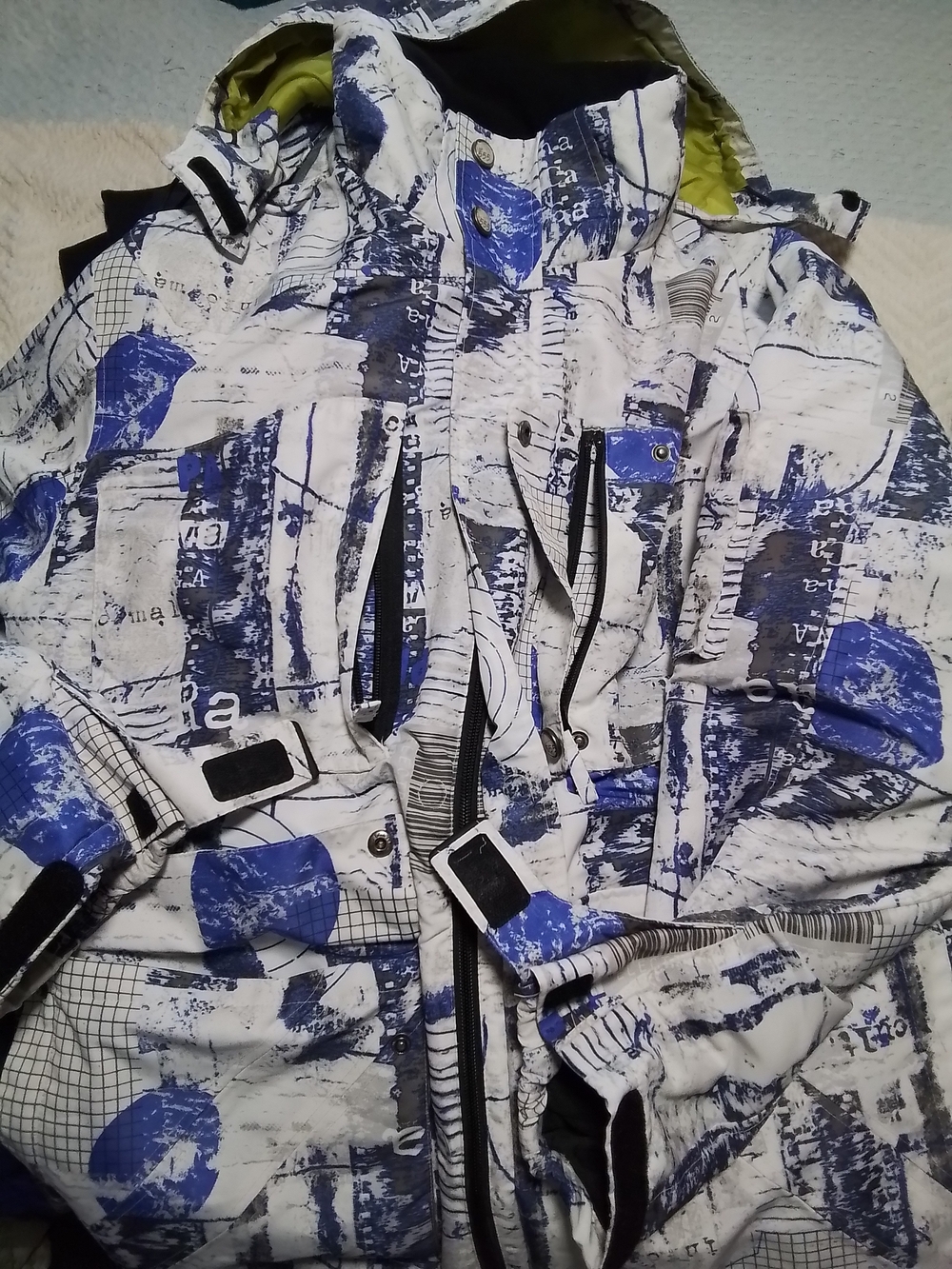Men's Blue & White Printed Ski Jacket - [Brand]